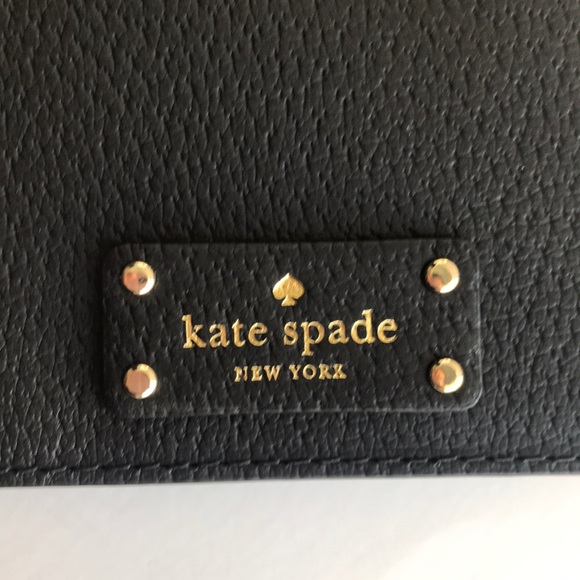 LAST ONE NWT KATE SPADE wallet and passport holder - Picture 4 of 4